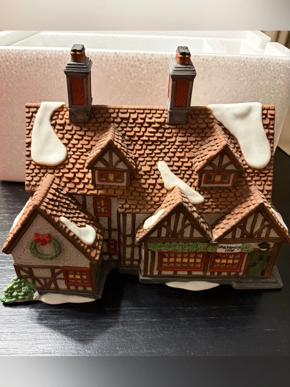 Department 56 Dickins’ Village Series Ashbury Inn in Box